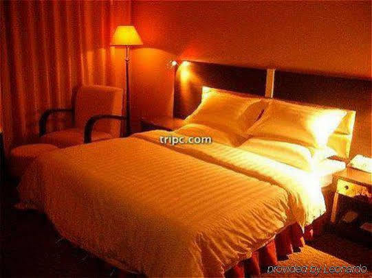 Phoenix Grand Hotel Fenghuang Eksteriør billede