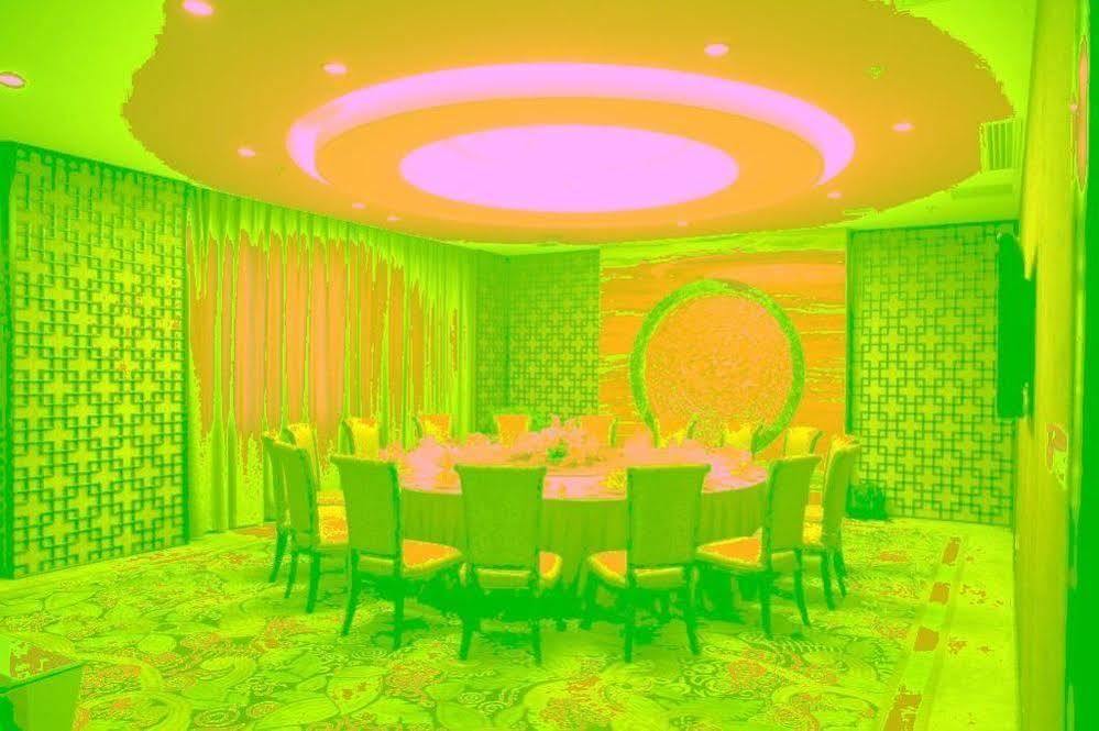 Phoenix Grand Hotel Fenghuang Eksteriør billede