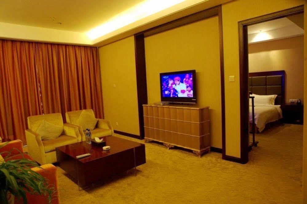 Phoenix Grand Hotel Fenghuang Eksteriør billede