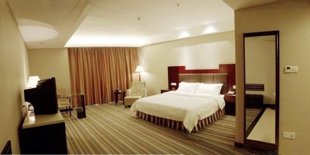 Phoenix Grand Hotel Fenghuang Eksteriør billede