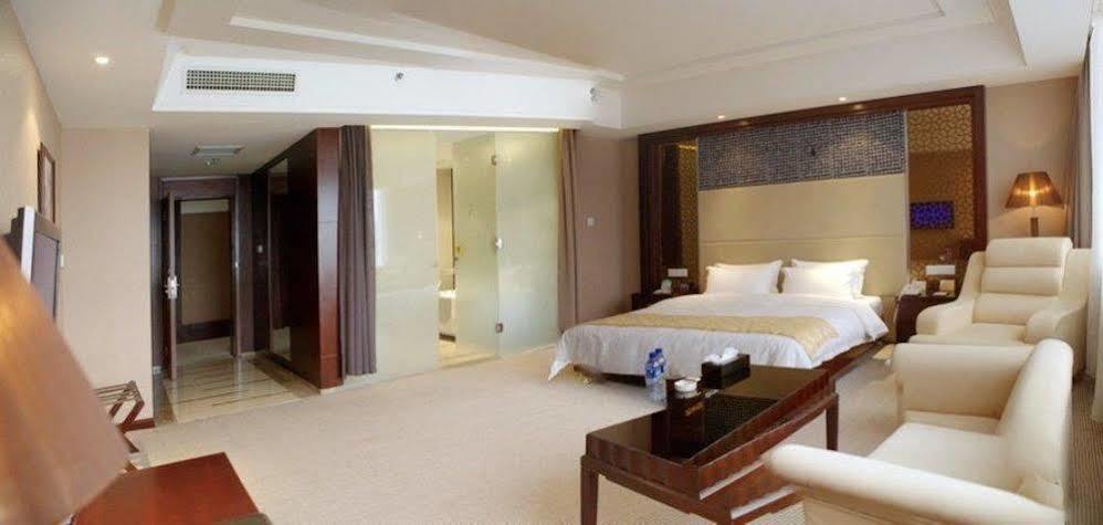 Phoenix Grand Hotel Fenghuang Eksteriør billede